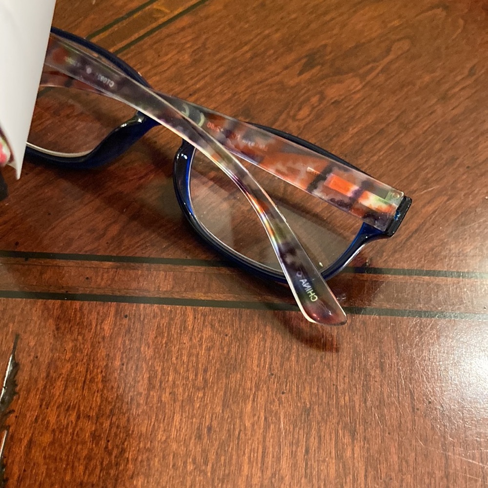 COPY - NIP Sight Station “Makayla” reading glasses and coordinating case - Picture 4 of 6